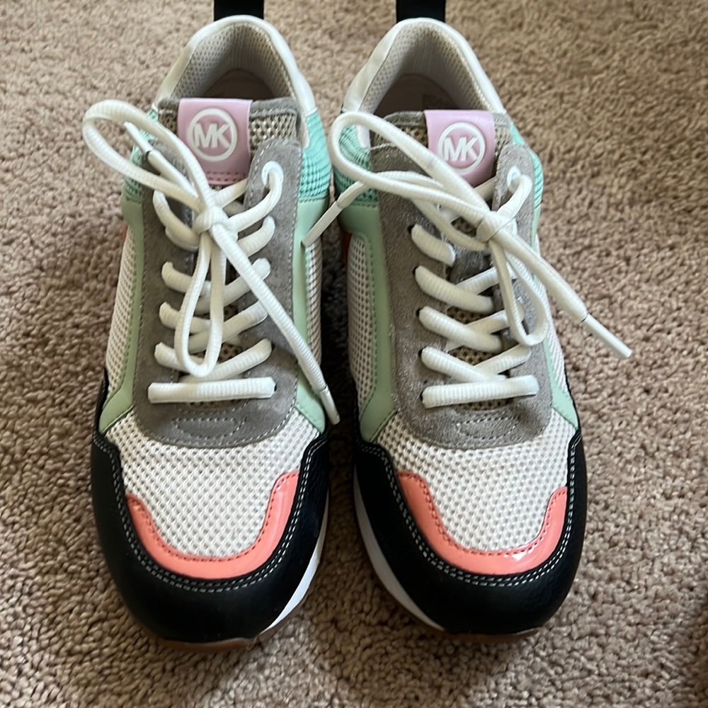 Michael Kors trainers size 7